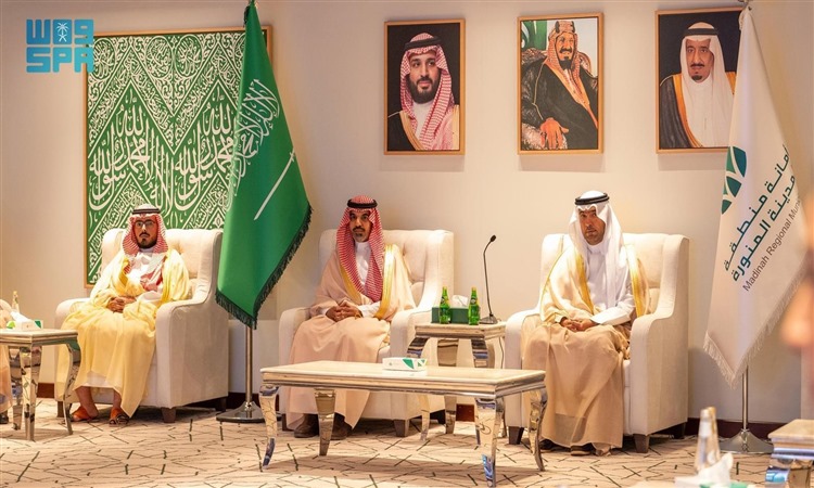 وزير البلديات والإسكان يزور أمانة منطقة المدينة المنورة